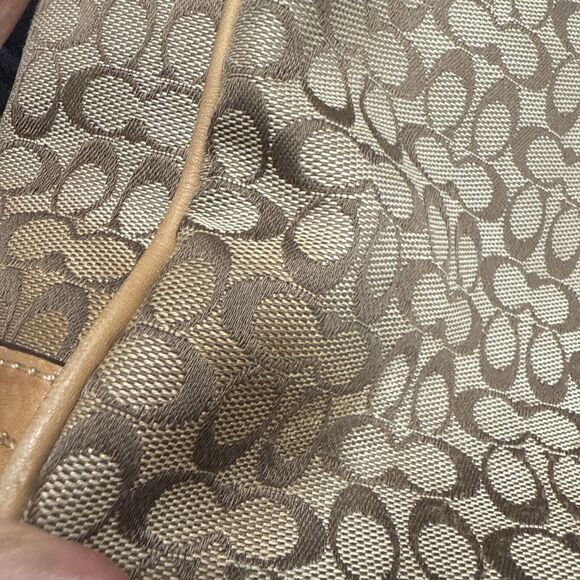 Auth COACH Signature Small Messenger F70283 Khaki Light Brown Jacquard Leather - - Picture 11 of 14